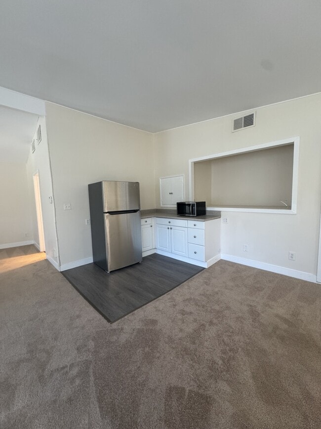 Building Photo - 11680 Bellagio Rd