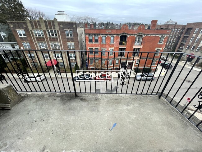 Building Photo - 47 Englewood Ave