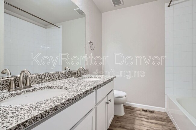 Building Photo - 5102 Lumos Ln