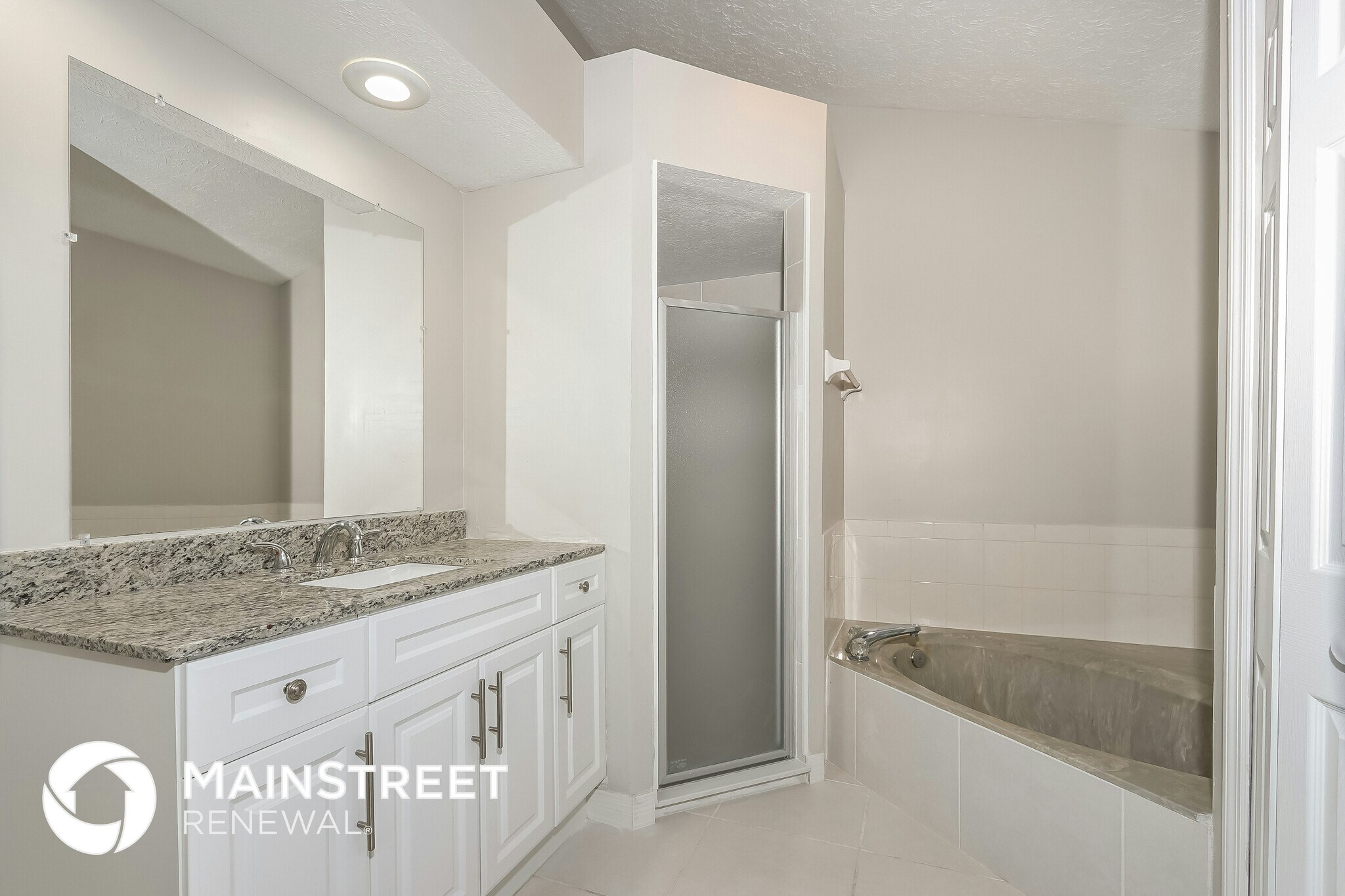 Building Photo - 1721 SW Whipple Ave