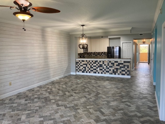 Building Photo - 60 Surfview Dr