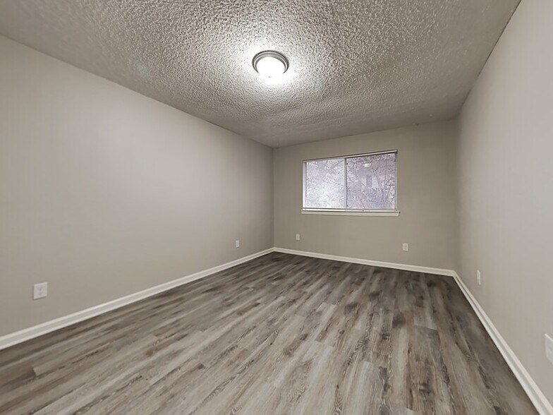 Building Photo - 25311 Mill Pond Ln