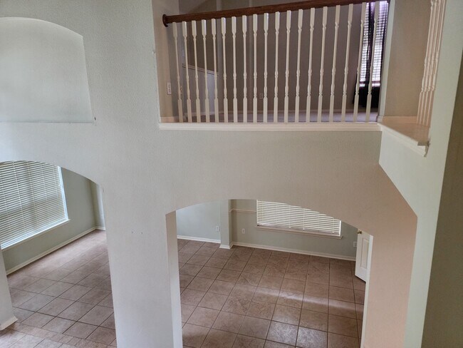 Building Photo - 5518 Morgan Park Ln