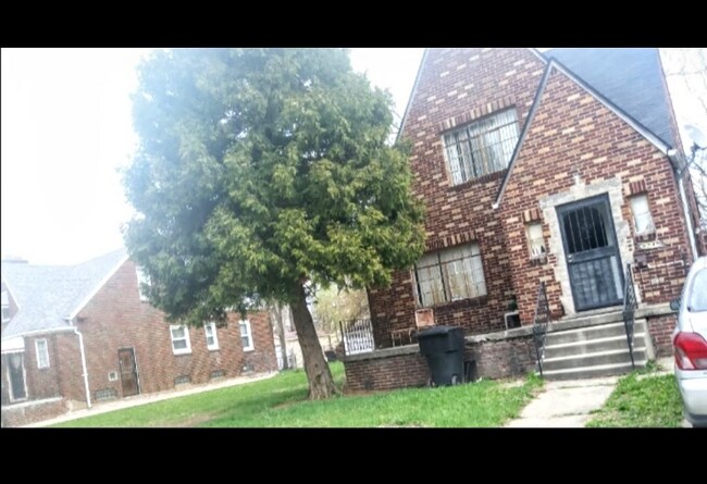 Primary Photo - 9248 Sorrento Ave