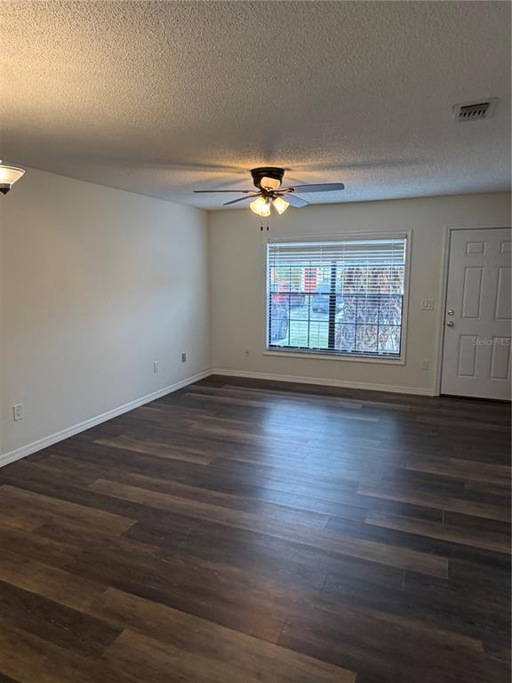 Building Photo - 3315 Amberwood Way