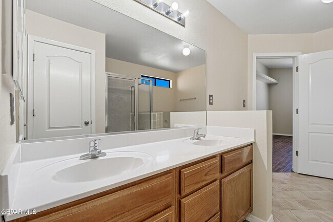 Building Photo - 6933 Jericho Tree Dr