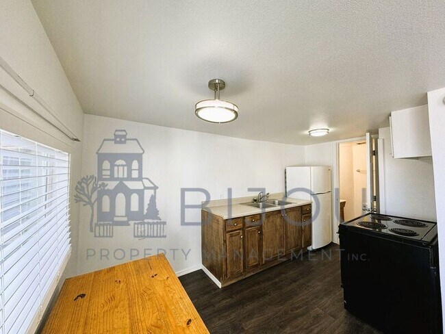 Building Photo - 427-431 E. Bijou St.