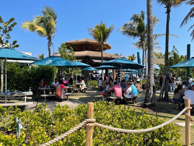 Building Photo - 1530 S Ocean Blvd