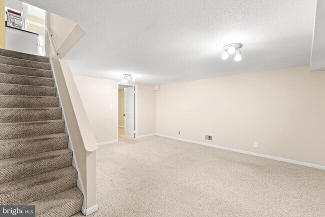 Building Photo - 3436 S Utah St