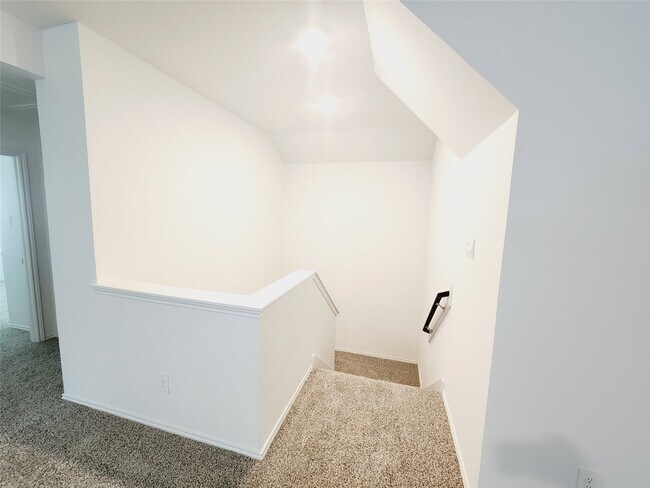 Building Photo - 40746 Rosemary Rain Ln