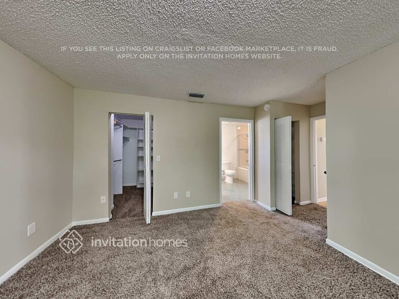 Building Photo - 12684 SW 144th Terrace