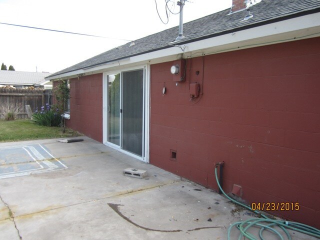 Building Photo - 902 S Hartford St