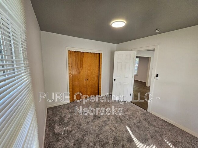 Building Photo - 1809 N 33rd St