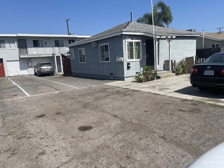 Building Photo - 307 Millar Ave