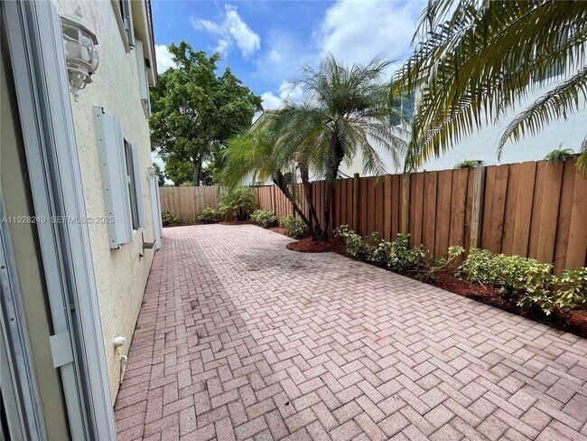 Building Photo - 5588 NW 102nd Ct