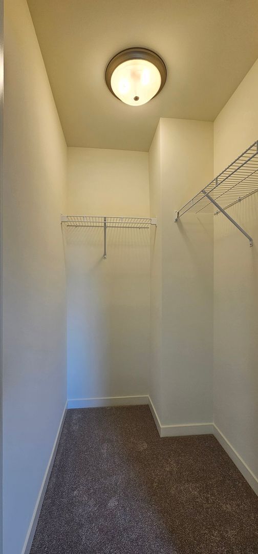 Building Photo - Chestnut - 2Br/2Ba Rental Home - Second Floor