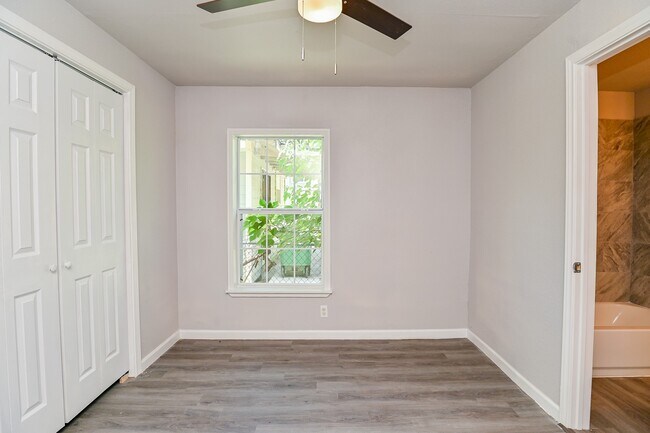 Building Photo - 4714 Nichols St