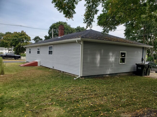 Building Photo - Wonderful Webster Single Family