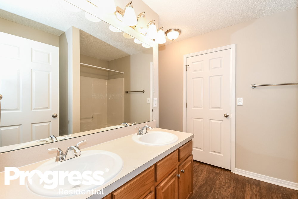 Building Photo - 7326 Ironside Ct