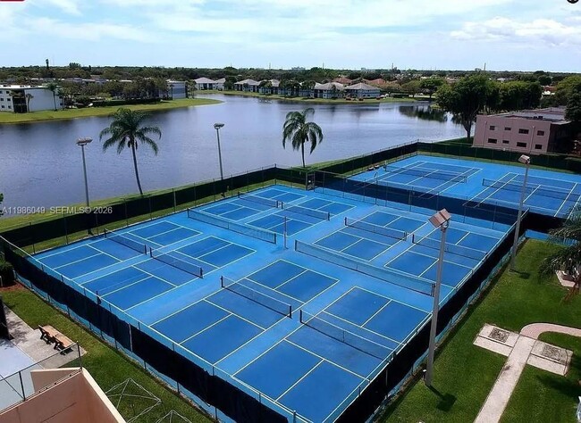 Building Photo - 15500 Lakes of Delray Blvd