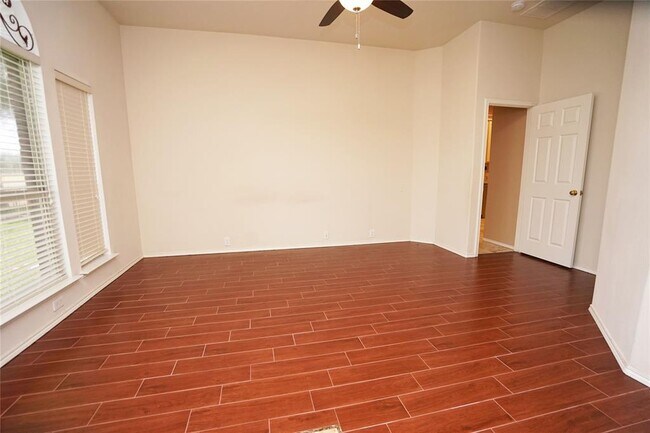 Building Photo - 11406 Bogan Flats Dr