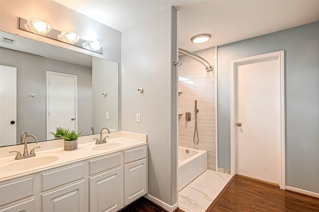 Building Photo - 19443 Maywood Falls Cir