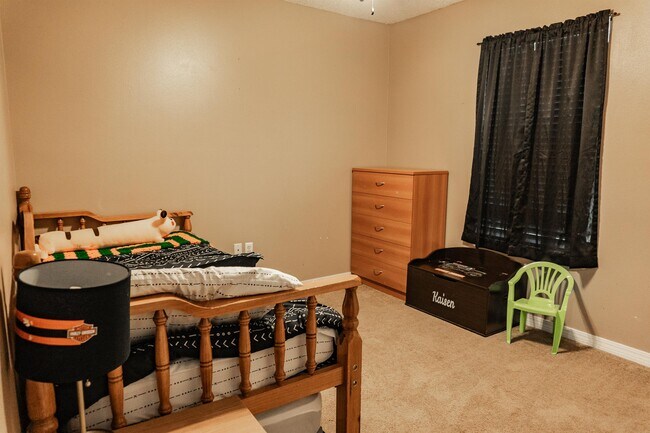 Building Photo - 309 Adams Dr