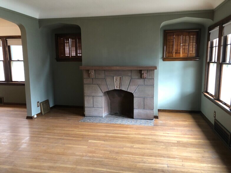 Recently Painted White - 2264 Northland Ave