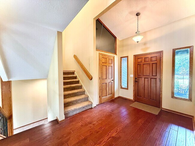 Building Photo - Jeremy Ranch Retreat – Available Now