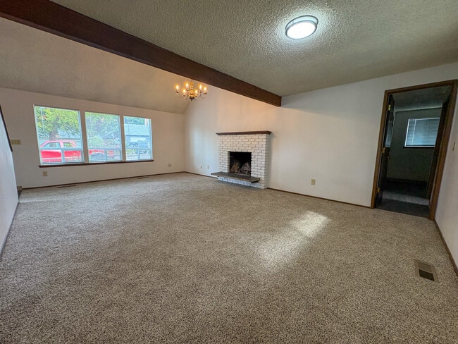 Building Photo - 4608 73rd St Ct E