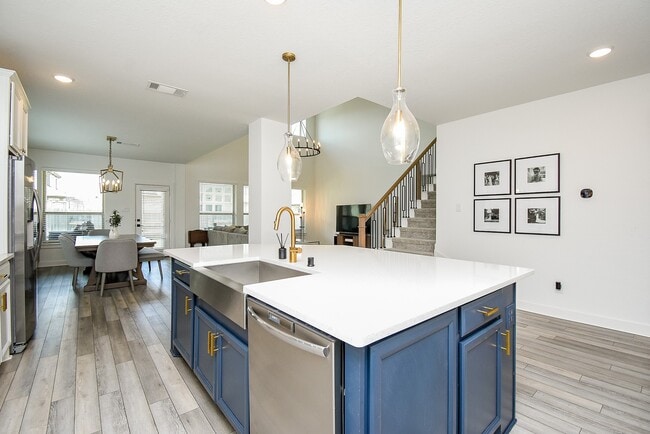 Building Photo - 23714 Sweeny Vly Dr