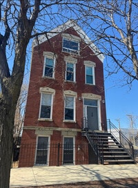 Building Photo - 1530 N Throop St