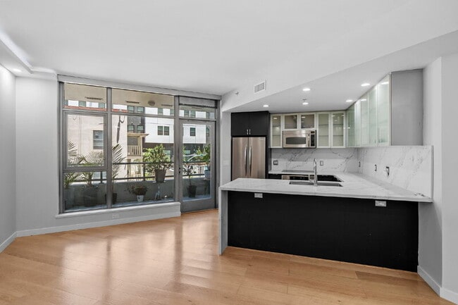 Building Photo - 1441 Ninth Ave