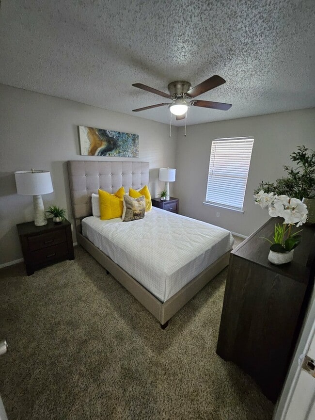 Master Bedroom - MACK PARK