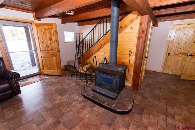 Building Photo - 1021 Ute Dr