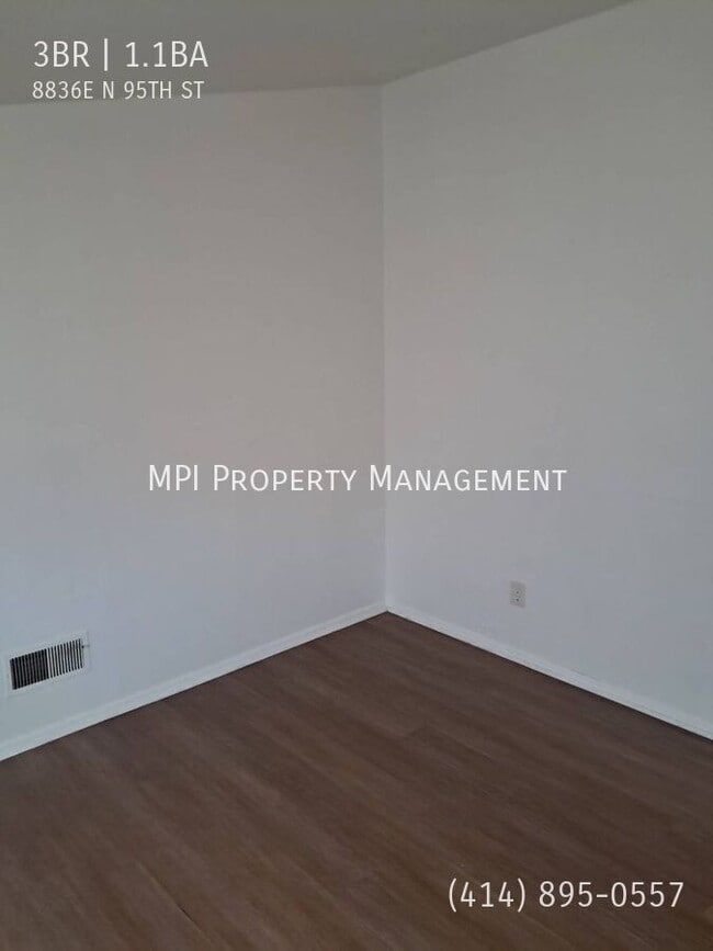 Building Photo - 8836E N 95TH St