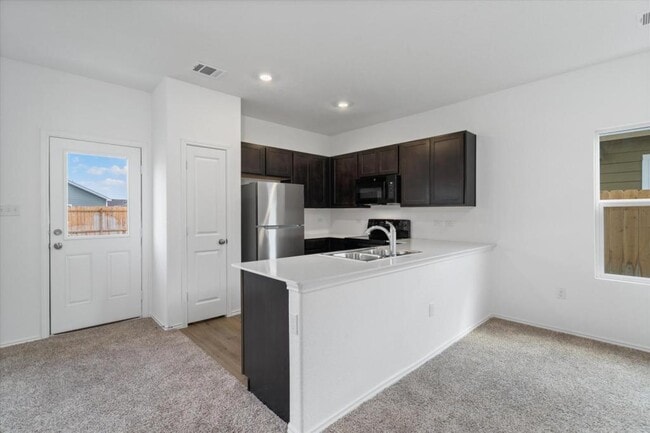 Building Photo - 301 Freshwater Dr
