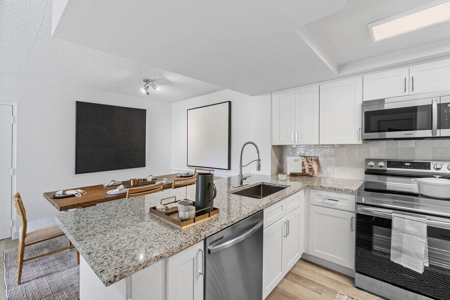 Cortland Kings Meadow 89619041 SW 142nd Ave Miami FL 33186