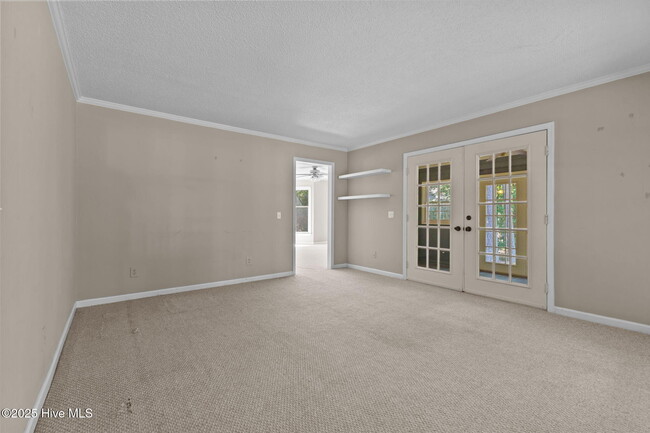 Building Photo - 225 Mitchell Rd