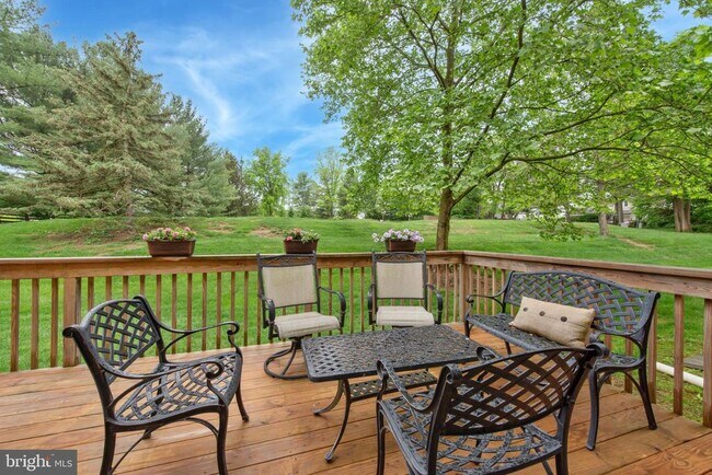 Building Photo - 1415 Aspen Ct