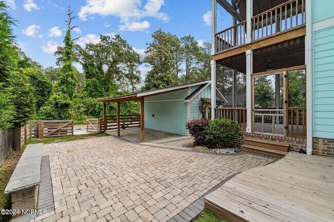 Building Photo - 249 Springwood Way