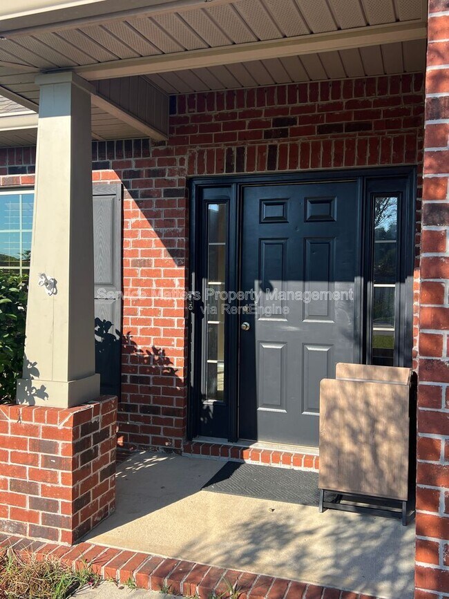 Building Photo - 5951 Palermo Dr