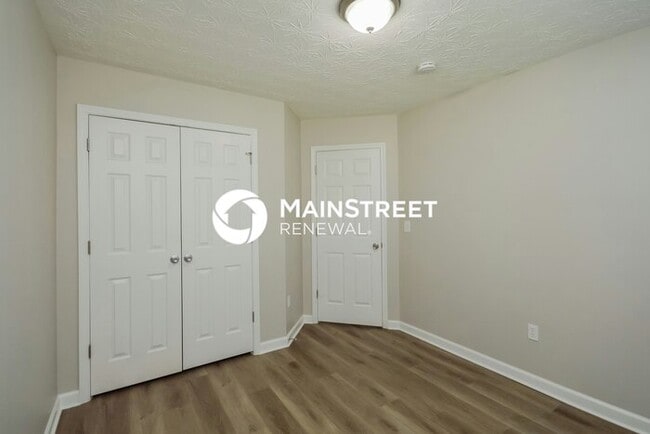 Building Photo - 3 Bedroom Pet-Friendly Home in Oxford, GA with Main Street Renewal