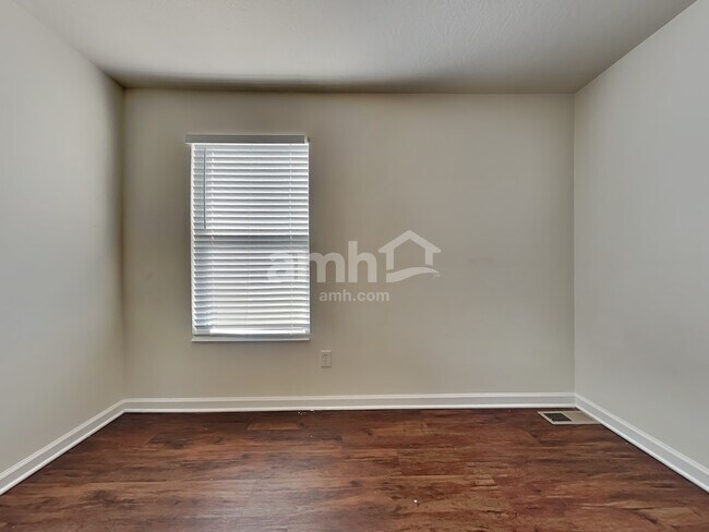 Building Photo - 20 Belwood Ct