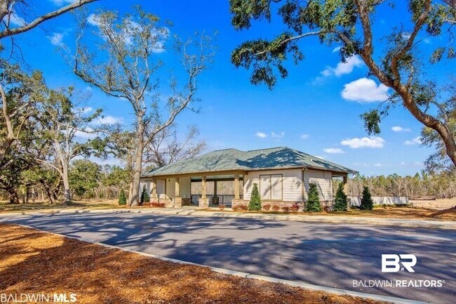 Building Photo - 428 Winters Ave
