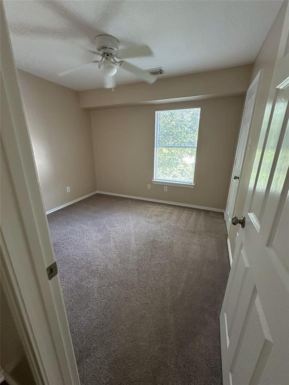 Building Photo - 475 Folk Crest Ln