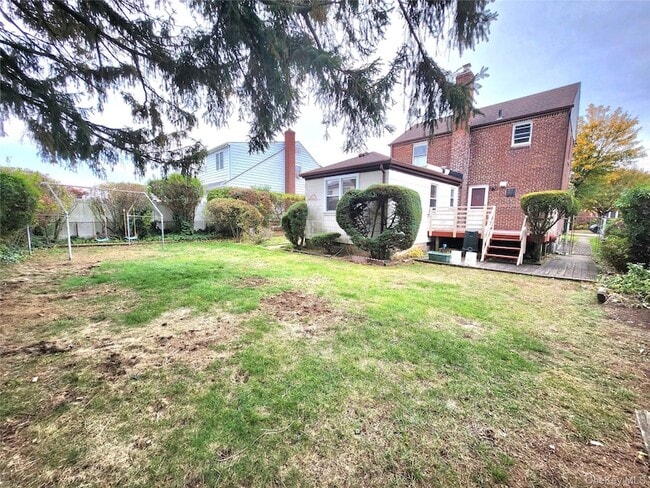 Building Photo - 306 Beebe Rd