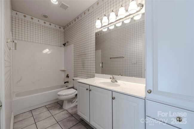 Building Photo - 8189 Windsor Ridge Dr