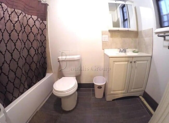 Primary Photo - 1 bedroom in ASTORIA NY 11102