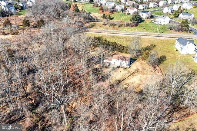 Building Photo - 5400 Curly Hill Rd